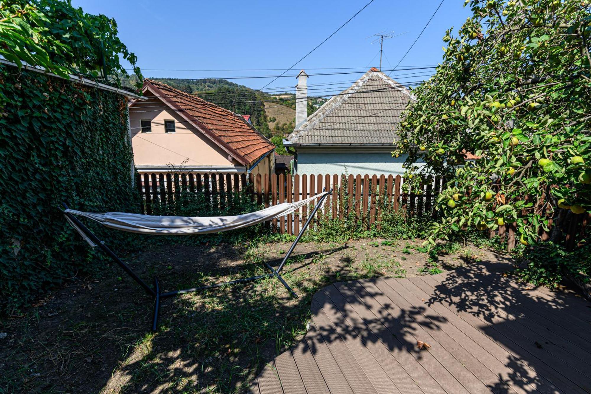 Lagom - Hot Tub Hideout Брашов Екстер'єр фото